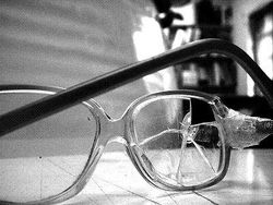 broken-glasses1.jpg
